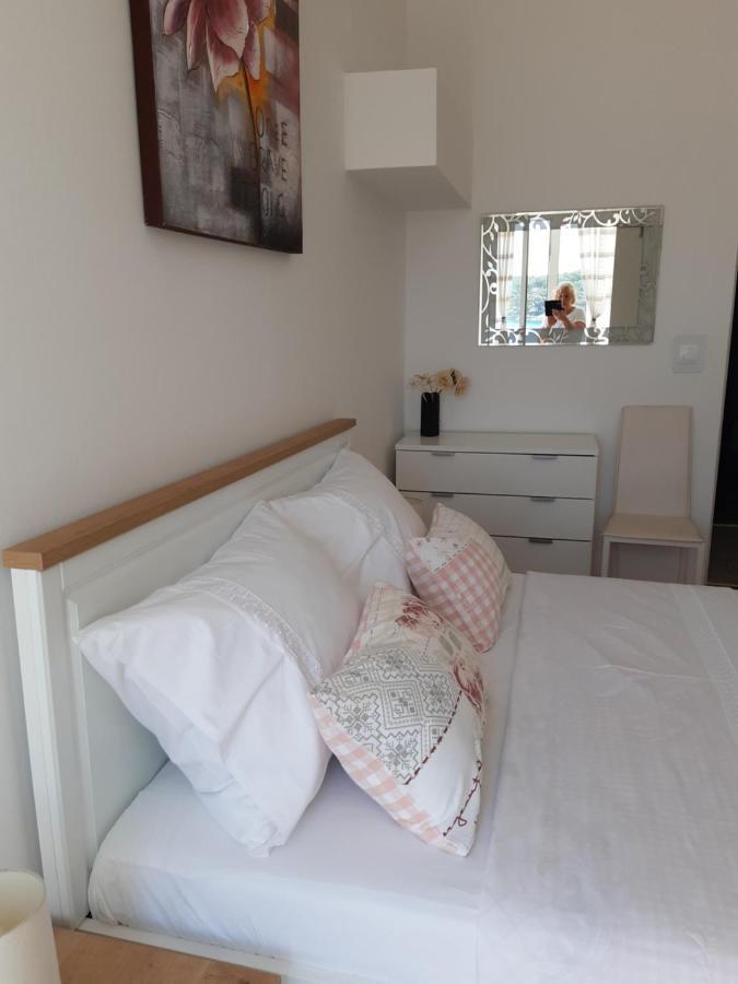 Apartments Zerjav Mali Lošinj Dış mekan fotoğraf